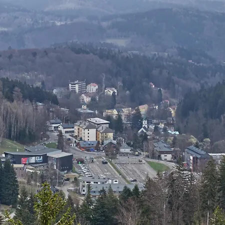 Lyzarska B4 - Protez Janské Lázně