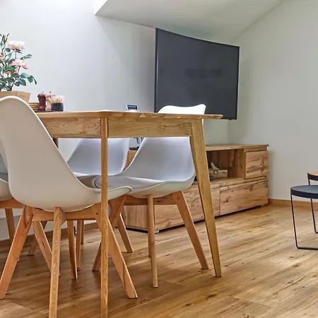 Apartman Lyzarska B4 - Protez Janské Lázně